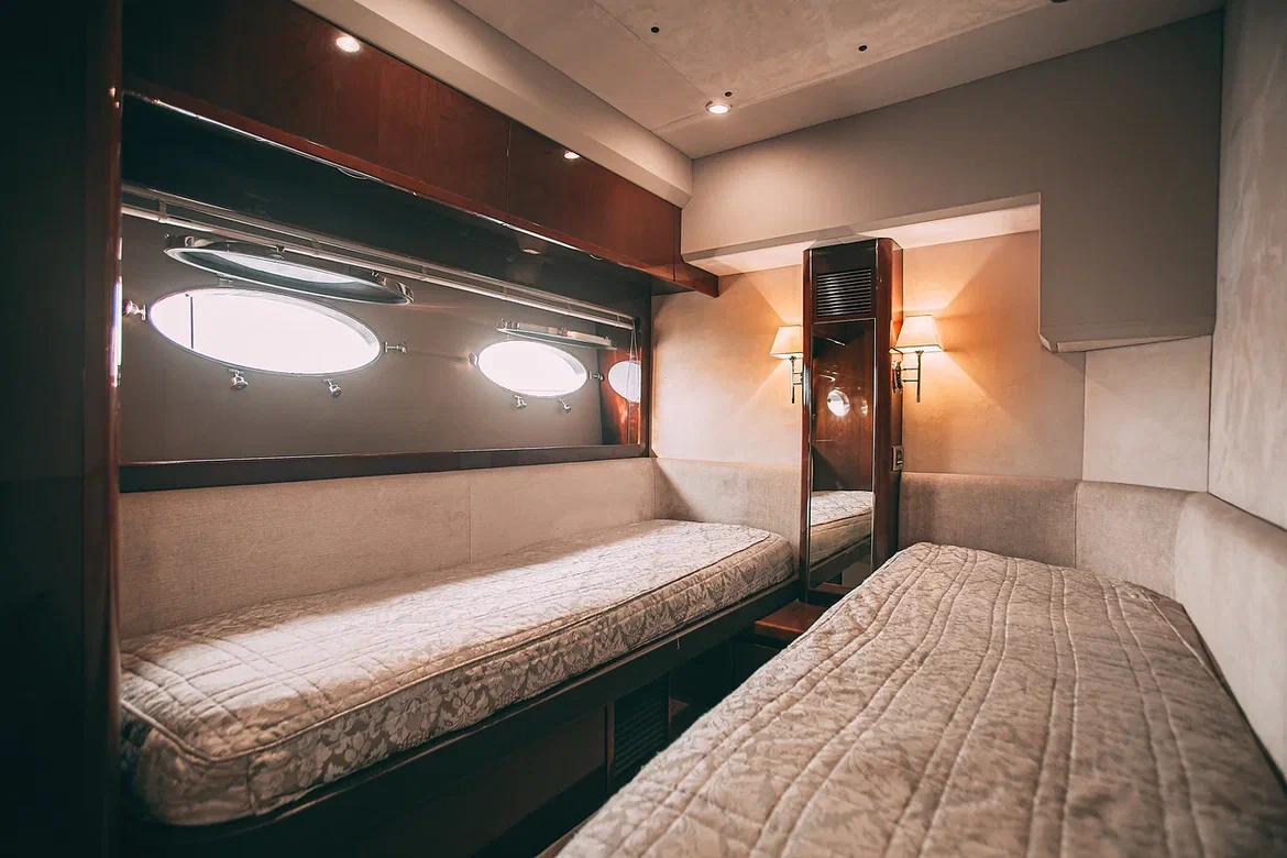 Аренда яхты Princess 58 image- 15